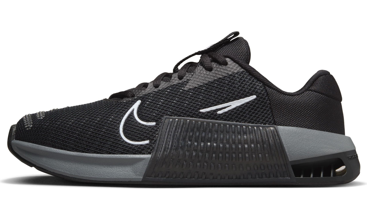 Nike Women's W Metcon 9Low, Black White Anthracite Smoke Grey, 10 US